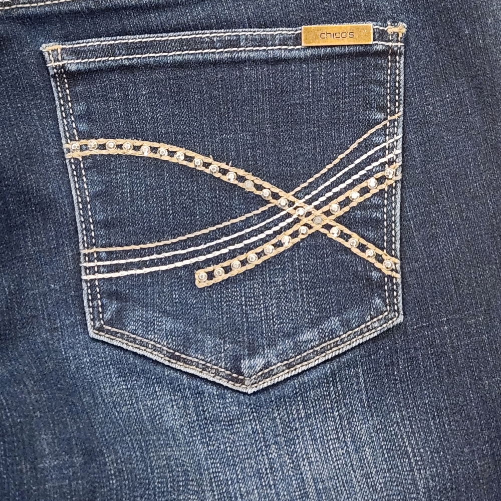 Chicos Women's Indigo Flare Jeans Size 1 (Medium 8-10) - Picture 7 of 7